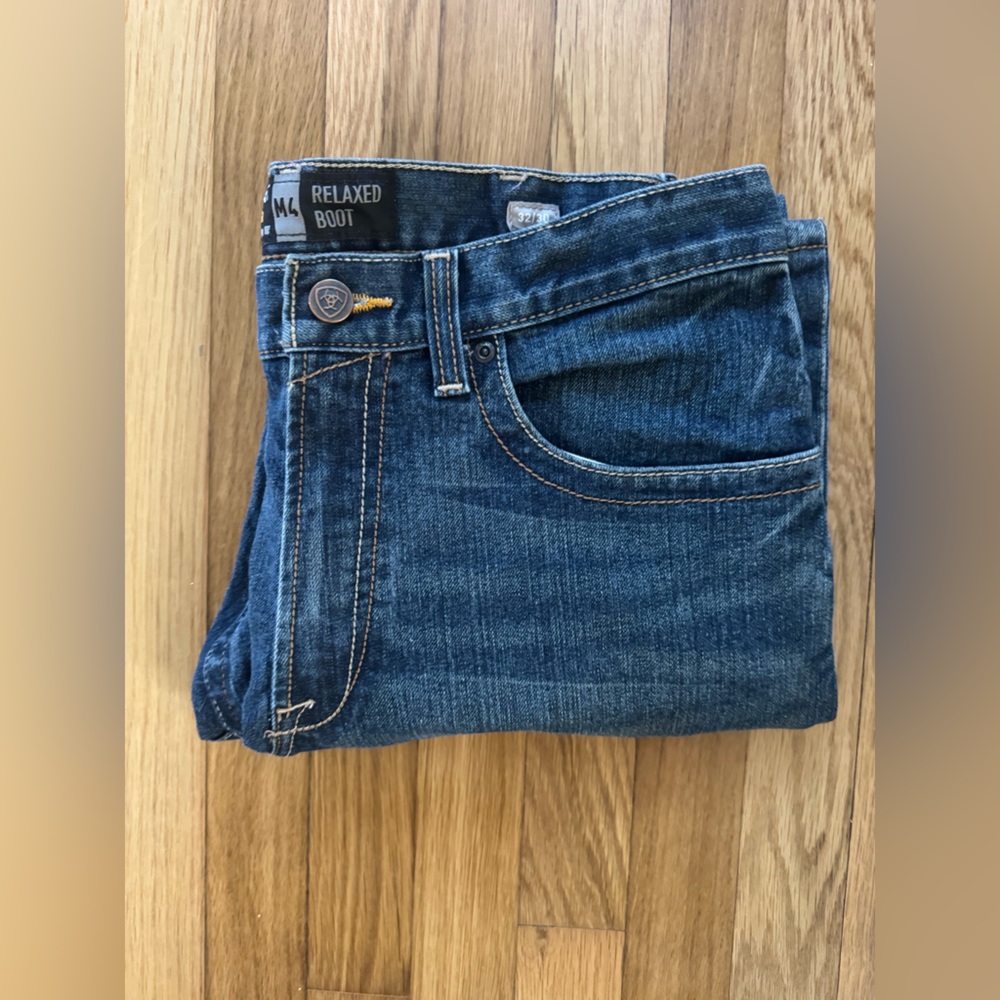 ARIAT RELAXED BOOTCUT JEANS